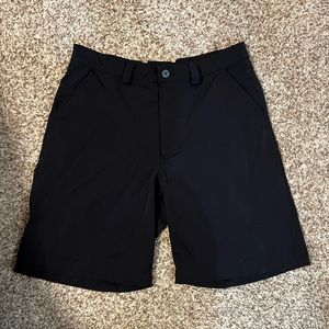 Fore! Under Armour black golf shorts 34R.